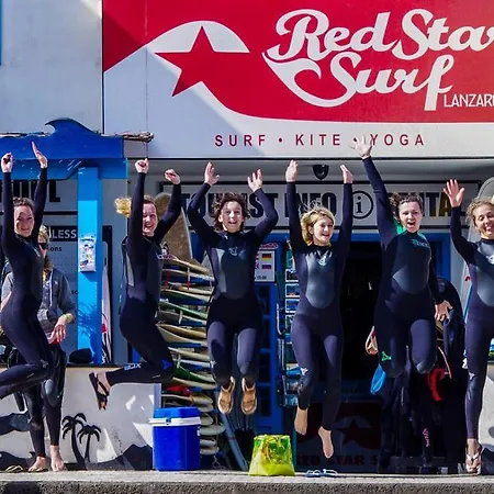 Red Star Surf&yoga Camp Lanzarote
