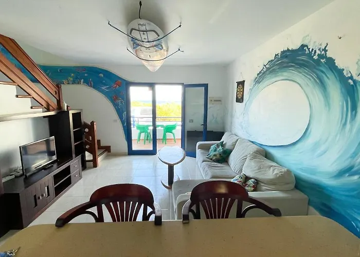 Red Star Surf & Yoga Camp Lanzarote * Famara