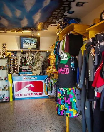 Red Star Surf & Yoga Camp Lanzarote * Famara