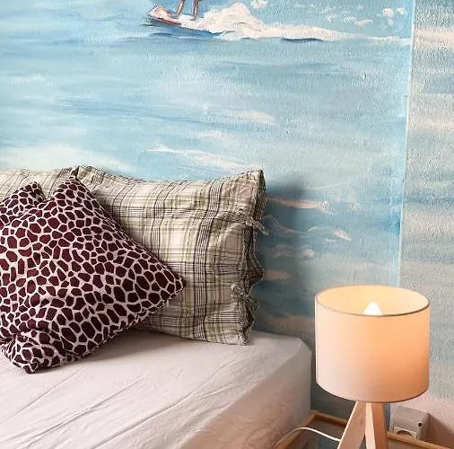 Red Star Surf&yoga Camp Lanzarote * Famara