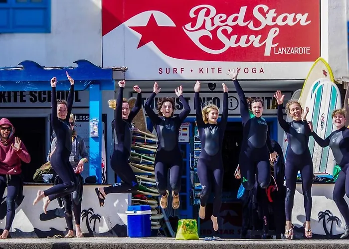 Red Star Surf&yoga Camp Lanzarote