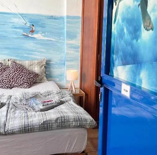 Red Star Surf&yoga Camp Lanzarote